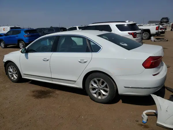 1VWAT7A3XGC051072 2016 VOLKSWAGEN PASSAT - Image 2