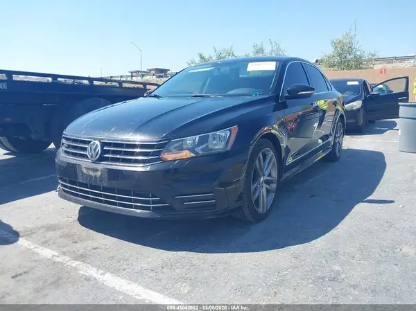 1VWAT7A3XGC052416 2016 VOLKSWAGEN PASSAT - Image 2