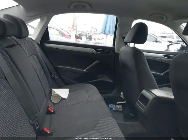 1VWAT7A3XGC057096 2016 VOLKSWAGEN PASSAT - Image 8