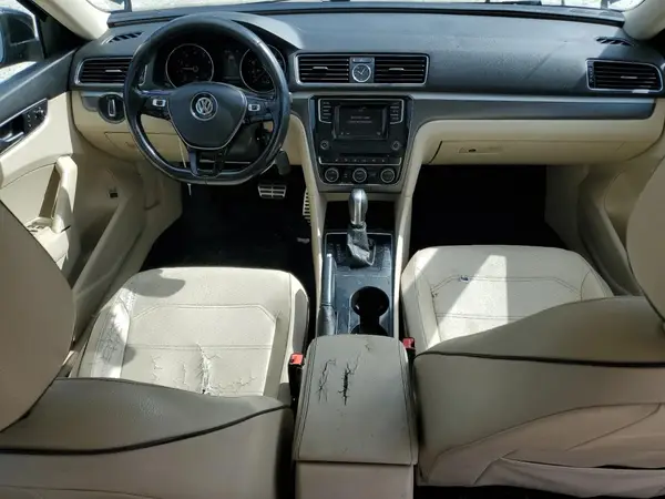 1VWAT7A3XGC057180 2016 VOLKSWAGEN PASSAT - Image 8