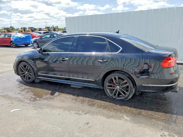 1VWAT7A3XGC057812 2016 VOLKSWAGEN PASSAT - Image 2