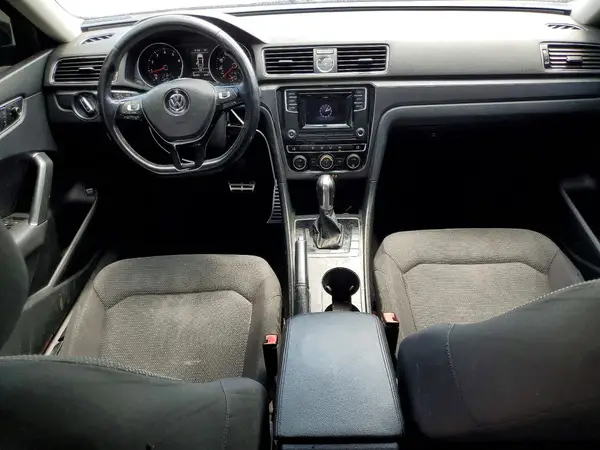 1VWAT7A3XGC057812 2016 VOLKSWAGEN PASSAT - Image 8
