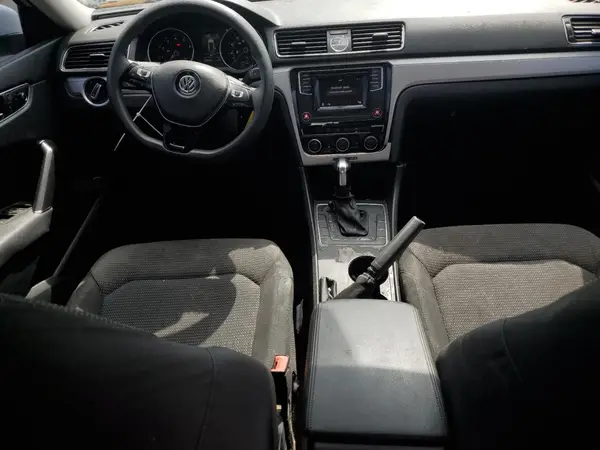 1VWAT7A3XGC059818 2016 VOLKSWAGEN PASSAT - Image 8