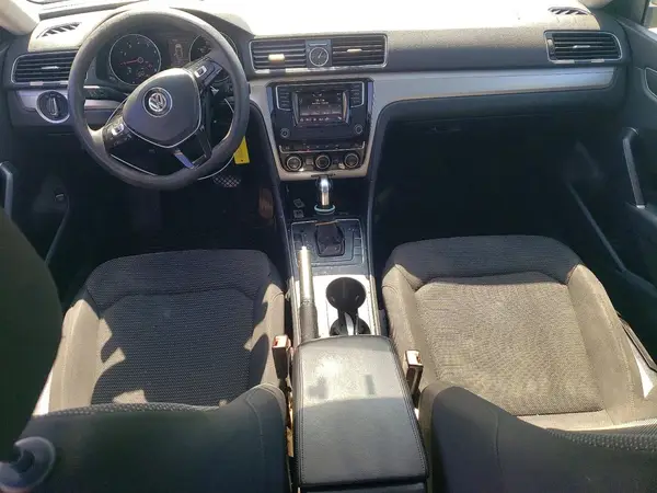 1VWAT7A3XGC061665 2016 VOLKSWAGEN PASSAT - Image 8
