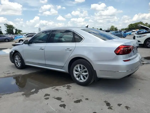 1VWAT7A3XHC003234 2017 VOLKSWAGEN PASSAT - Image 2