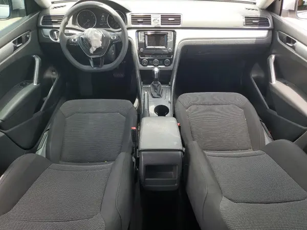 1VWAT7A3XHC003234 2017 VOLKSWAGEN PASSAT - Image 8