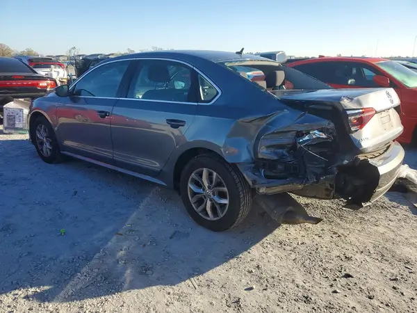 1VWAT7A3XHC004660 2017 VOLKSWAGEN PASSAT - Image 2