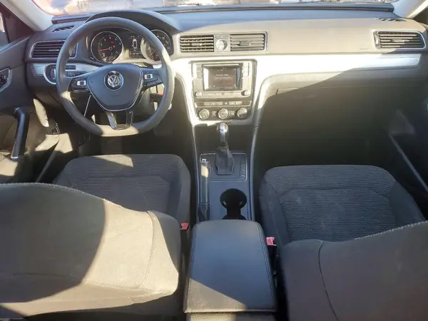 1VWAT7A3XHC004660 2017 VOLKSWAGEN PASSAT - Image 8