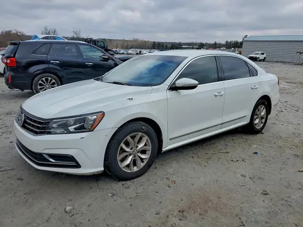 1VWAT7A3XHC010782 2017 VOLKSWAGEN PASSAT - Image 1