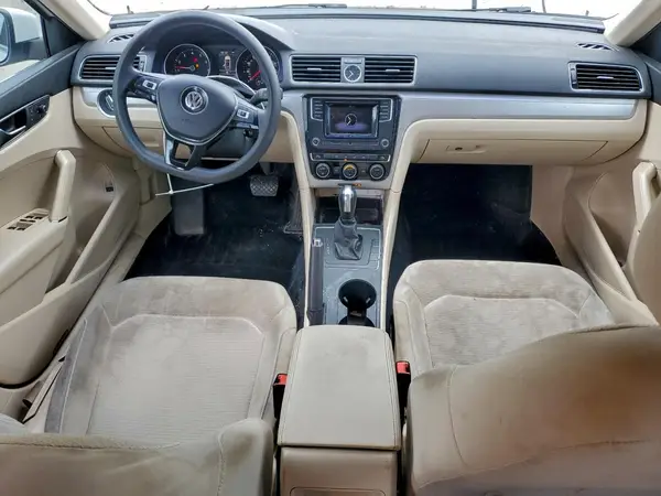 1VWAT7A3XHC010782 2017 VOLKSWAGEN PASSAT - Image 8
