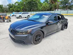 1VWAT7A3XHC013326 2017 VOLKSWAGEN PASSAT