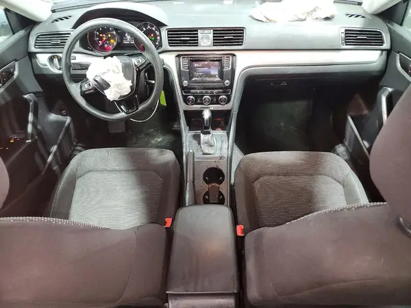 1VWAT7A3XHC040753 2017 VOLKSWAGEN PASSAT - Image 8