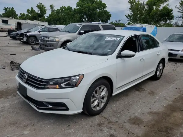 1VWAT7A3XHC054846 2017 VOLKSWAGEN PASSAT - Image 1