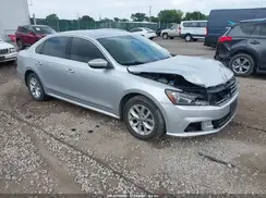 1VWAT7A3XHC070397 2017 VOLKSWAGEN PASSAT