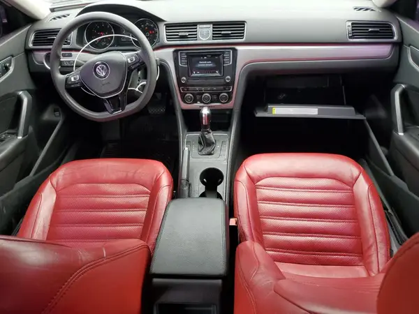 1VWAT7A3XHC071582 2017 VOLKSWAGEN PASSAT - Image 8