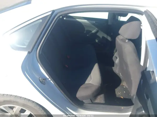 1VWAT7A3XHC072084 2017 VOLKSWAGEN PASSAT - Image 8
