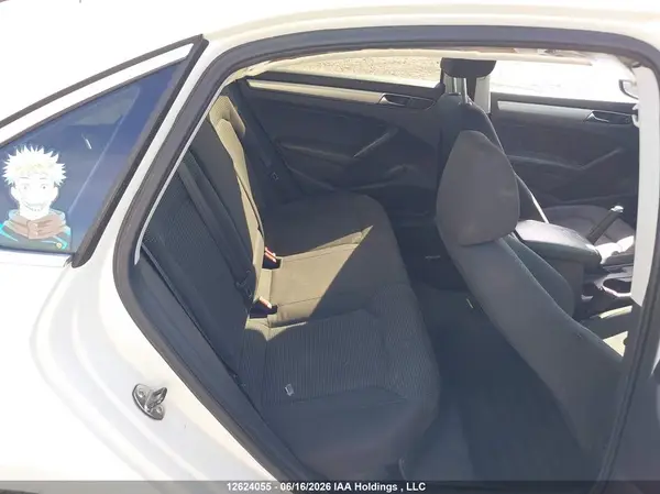1VWAT7A3XHC082064 2017 VOLKSWAGEN PASSAT - Image 8