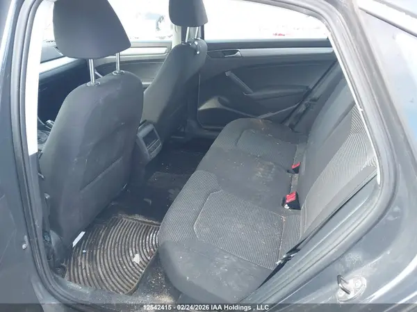 1VWAT7A3XHC082727 2017 VOLKSWAGEN PASSAT - Image 8