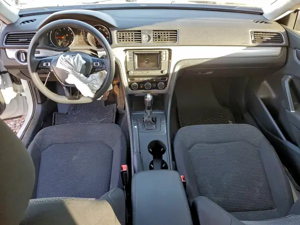 1VWAT7A3XHC083361 2017 VOLKSWAGEN PASSAT - Image 8