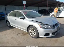 1VWAT7A3XHC083408 2017 VOLKSWAGEN PASSAT
