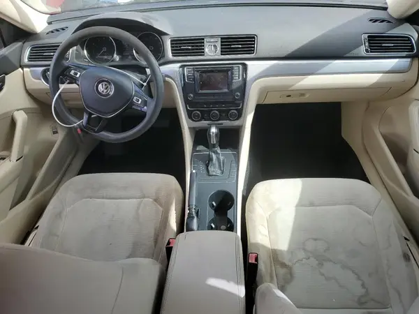 1VWAT7A3XHC083473 2017 VOLKSWAGEN PASSAT - Image 8