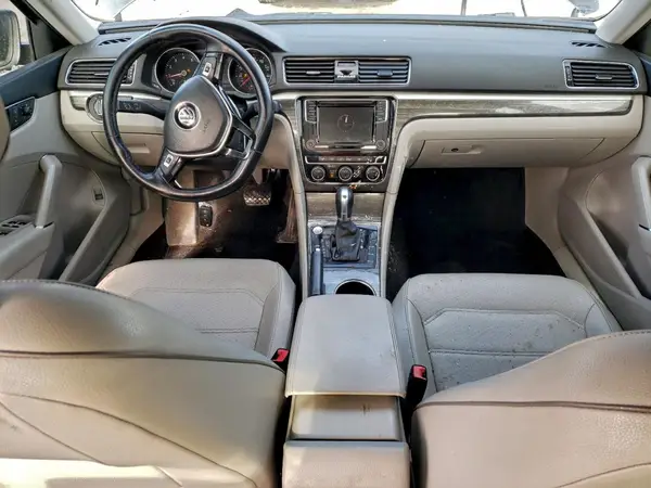 1VWBA7A30JC006868 2018 VOLKSWAGEN PASSAT - Image 8