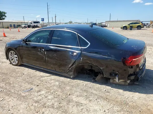 1VWBA7A30JC007180 2018 VOLKSWAGEN PASSAT - Image 2