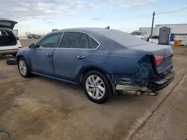 1VWBA7A30JC009530 2018 VOLKSWAGEN PASSAT - Image 2