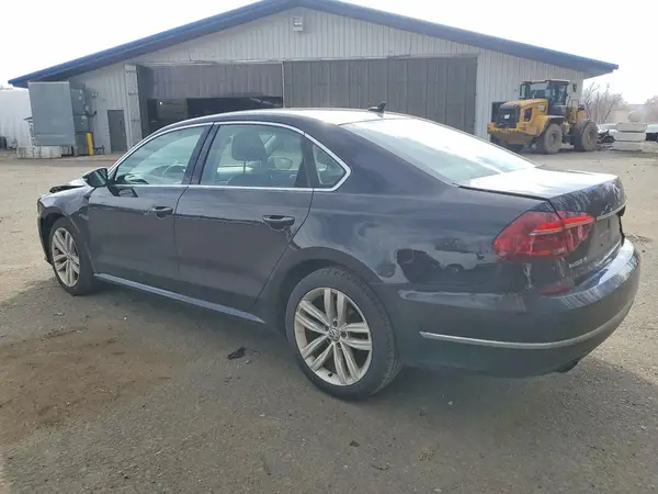1VWBA7A30JC014291 2018 VOLKSWAGEN PASSAT - Image 2
