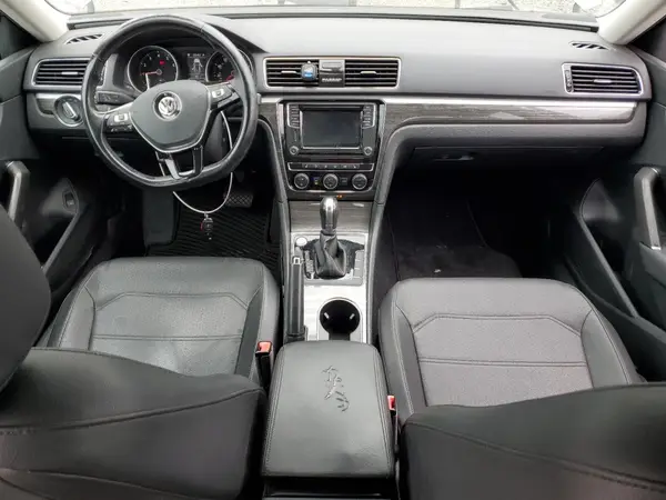 1VWBA7A30JC014436 2018 VOLKSWAGEN PASSAT - Image 8