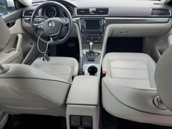 1VWBA7A30JC016655 2018 VOLKSWAGEN PASSAT - Image 8