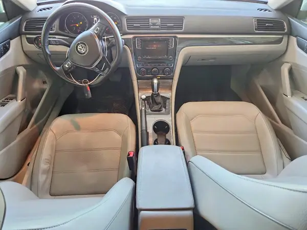 1VWBA7A30JC020608 2018 VOLKSWAGEN PASSAT - Image 8