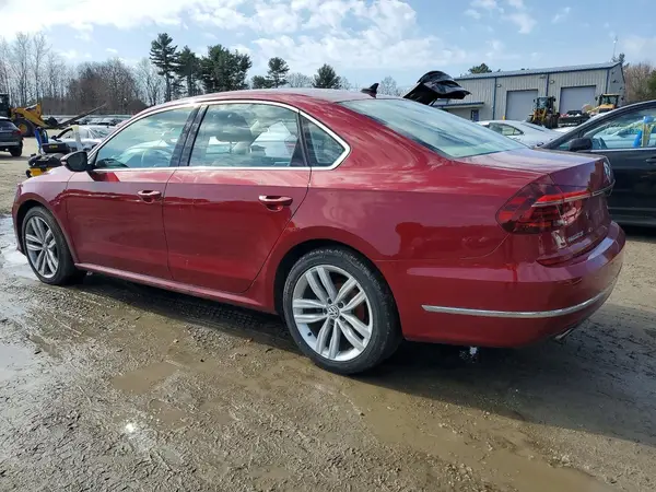 1VWBA7A30JC024612 2018 VOLKSWAGEN PASSAT - Image 2