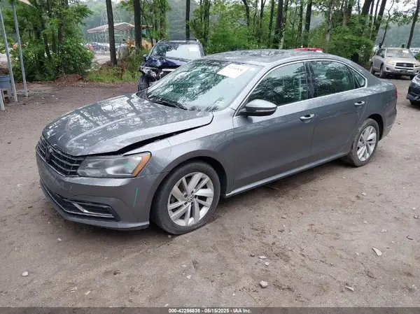 1VWBA7A30JC027199 2018 VOLKSWAGEN PASSAT - Image 2