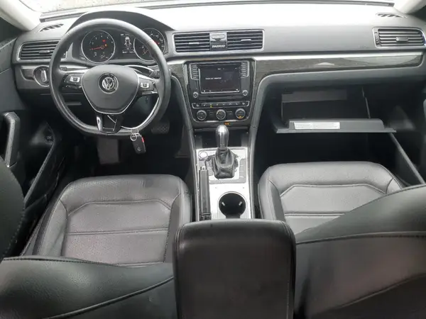 1VWBA7A30JC029020 2018 VOLKSWAGEN PASSAT - Image 8