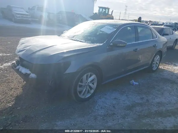 1VWBA7A30JC029809 2018 VOLKSWAGEN PASSAT - Image 2
