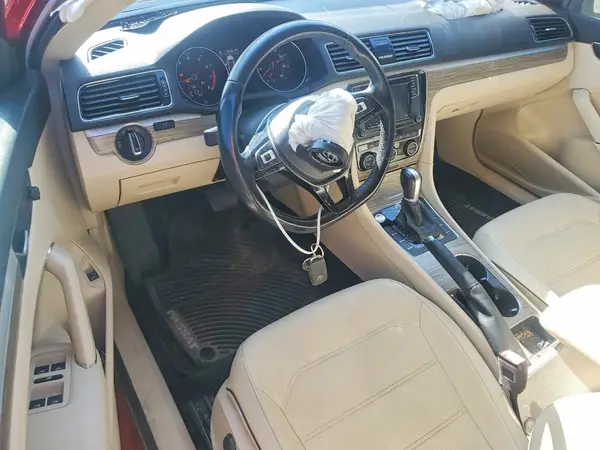 1VWBA7A30JC030393 2018 VOLKSWAGEN PASSAT - Image 8