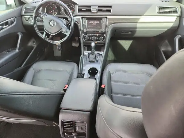 1VWBA7A30JC030412 2018 VOLKSWAGEN PASSAT - Image 8