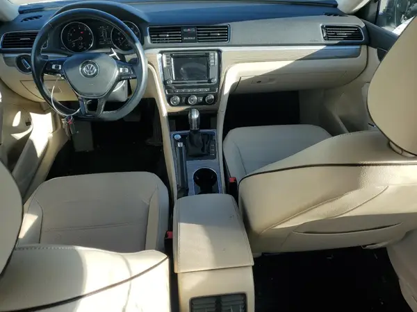 1VWBA7A30JC031785 2018 VOLKSWAGEN PASSAT - Image 8