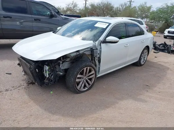 1VWBA7A30JC039272 2018 VOLKSWAGEN PASSAT - Image 2
