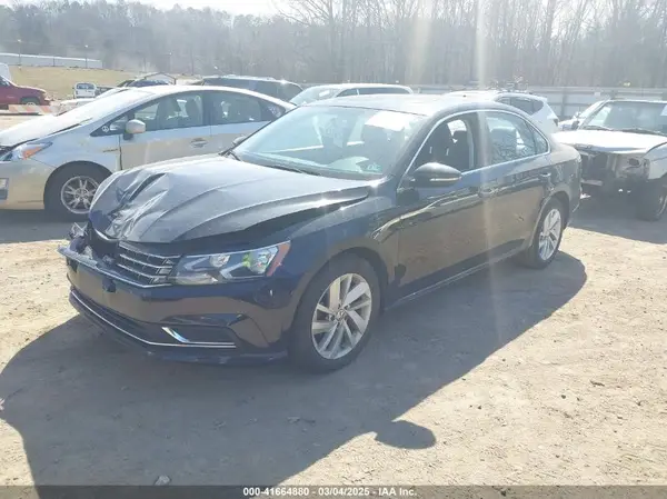 1VWBA7A30JC039904 2018 VOLKSWAGEN PASSAT - Image 2