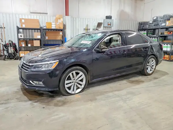 1VWBA7A30JC040275 2018 VOLKSWAGEN PASSAT - Image 1
