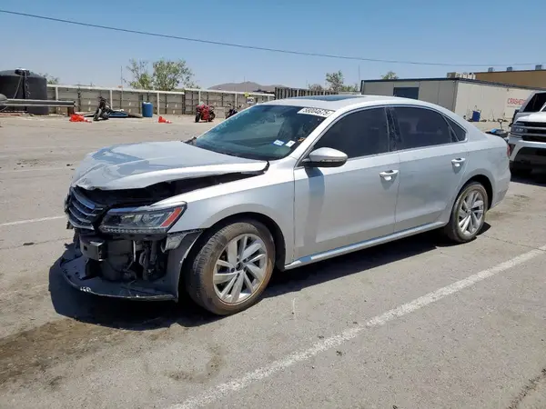 1VWBA7A30JC044102 2018 VOLKSWAGEN PASSAT - Image 1