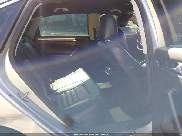 1VWBA7A30JC044391 2018 VOLKSWAGEN PASSAT - Image 8