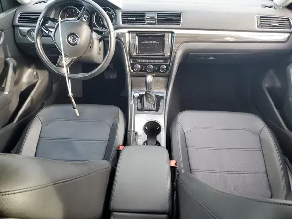 1VWBA7A30JC045511 2018 VOLKSWAGEN PASSAT - Image 8