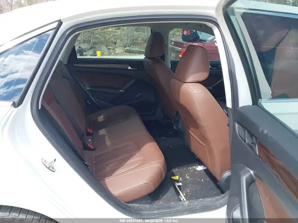 1VWBA7A30NC006570 2022 VOLKSWAGEN PASSAT - Image 8