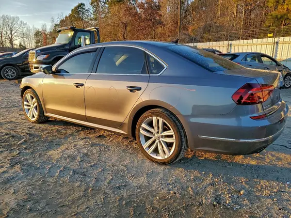 1VWBA7A31JC009603 2018 VOLKSWAGEN PASSAT - Image 2