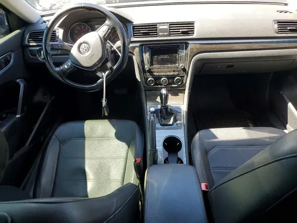 1VWBA7A31JC012324 2018 VOLKSWAGEN PASSAT - Image 8