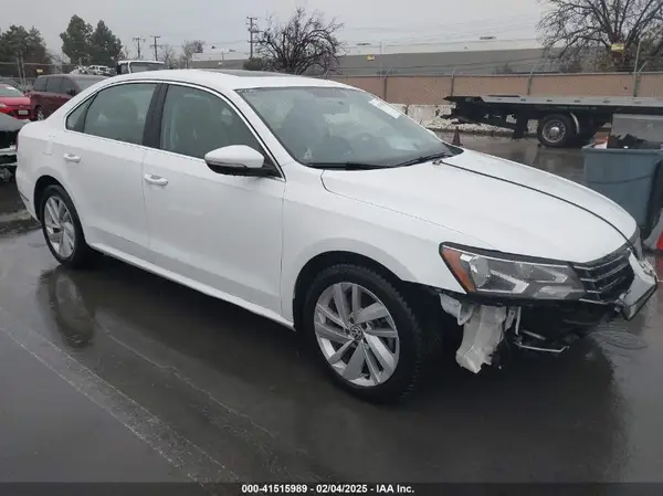 1VWBA7A31JC016387 2018 VOLKSWAGEN PASSAT - Image 1