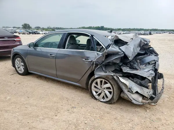 1VWBA7A31JC016678 2018 VOLKSWAGEN PASSAT - Image 2